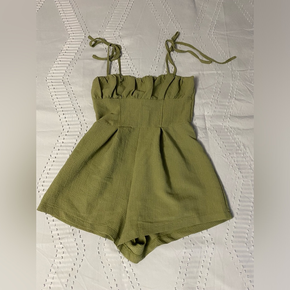 Tie shoulder romper